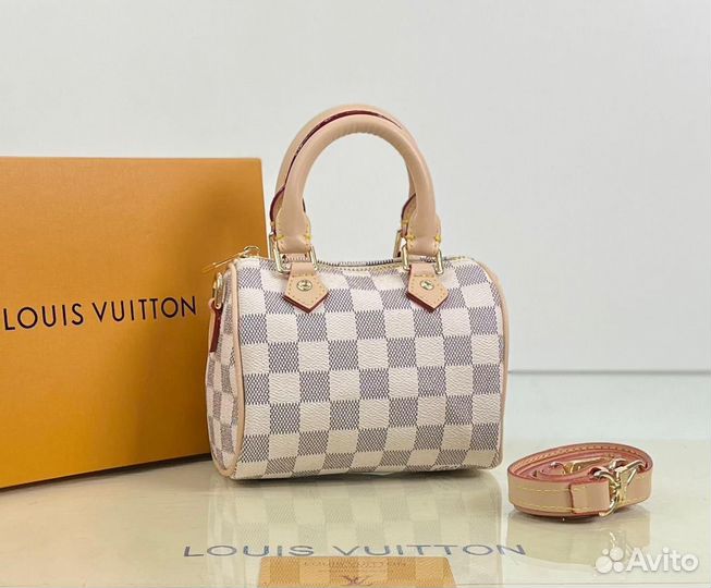 Сумочка косметичка Louis vuitton