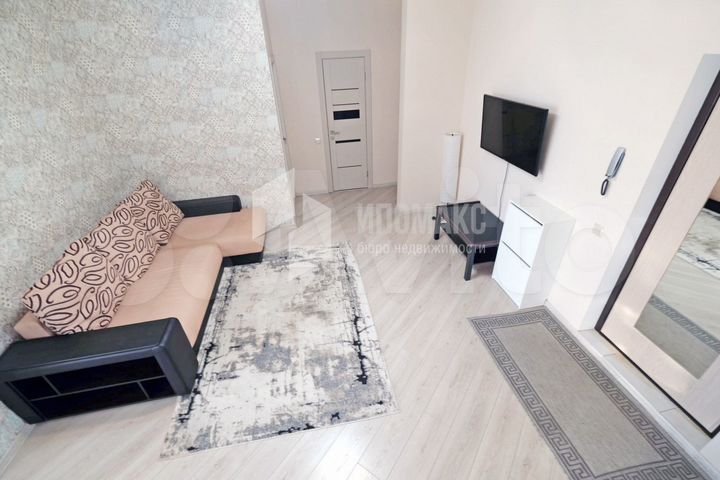 2-к. квартира, 55 м², 10/12 эт.