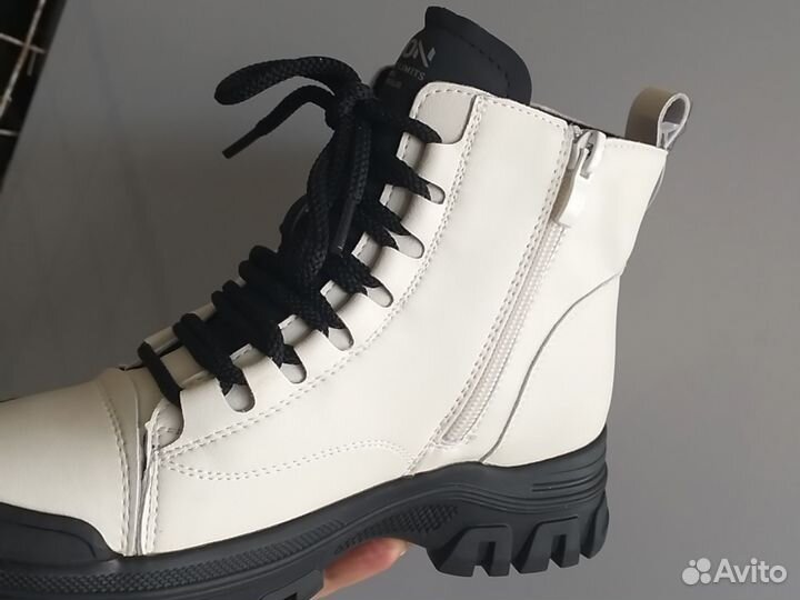 Ботинки женские