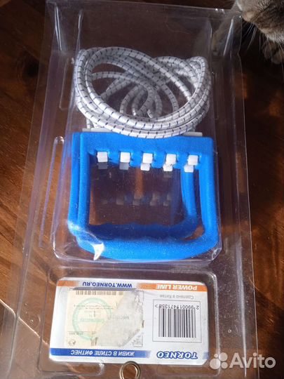 Эспандер для груди Torneo в упаковке