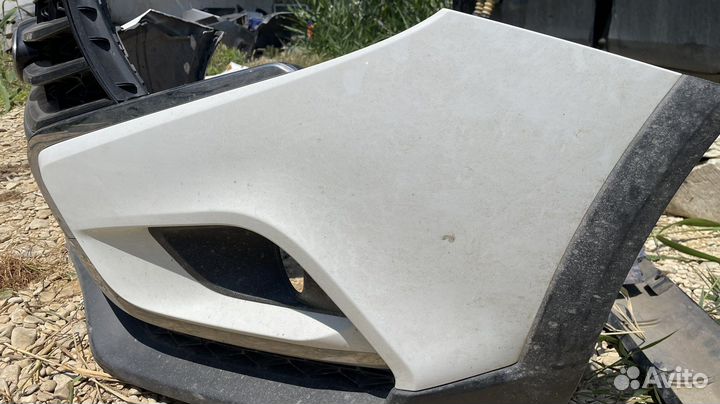 Передний бампер LADA Vesta Cross