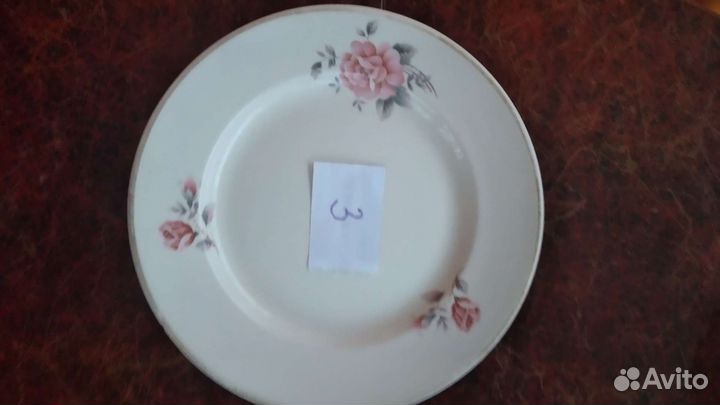 Тарелки плоские, разные