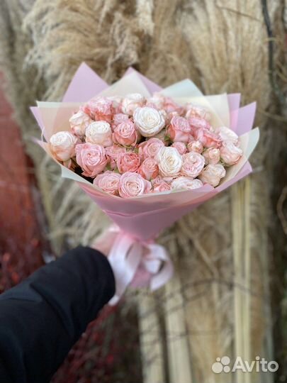 Букет пионовидных роз 21шт