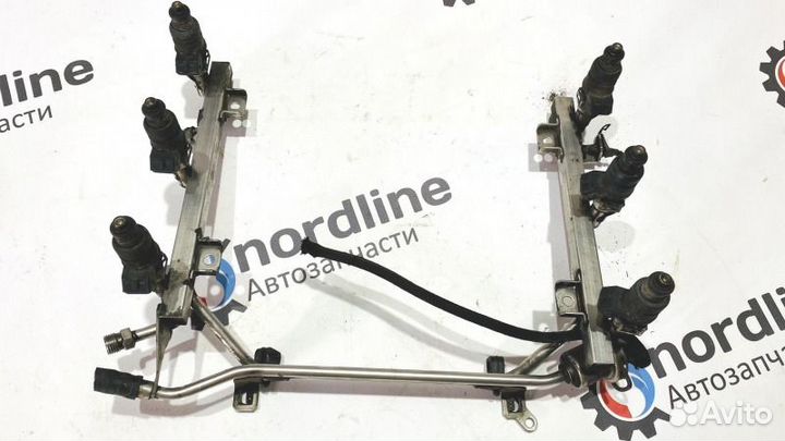 Топливная рампа с форсунками Audi A6 C5 2.4 ARJ