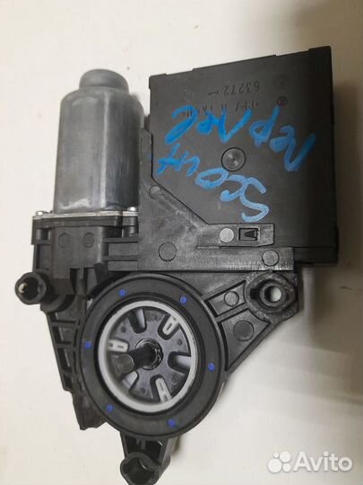 Мотор стеклоподъемника передний левый Octavia A5