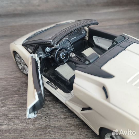 Lamborghini gallardo spyder 1:18