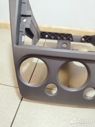 Накладка центральной консоли Ford Fusion