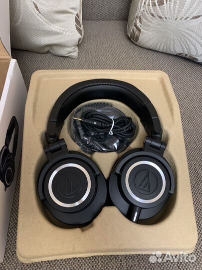 Наушники Audio-Technica ATH-M50x