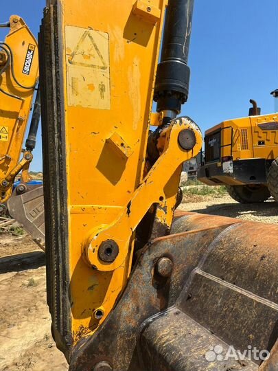 Гусеничный экскаватор JCB JS 220SC, 2011