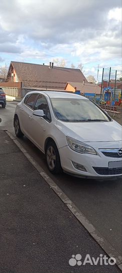 Opel Astra 1.6 МТ, 2011, 190 000 км