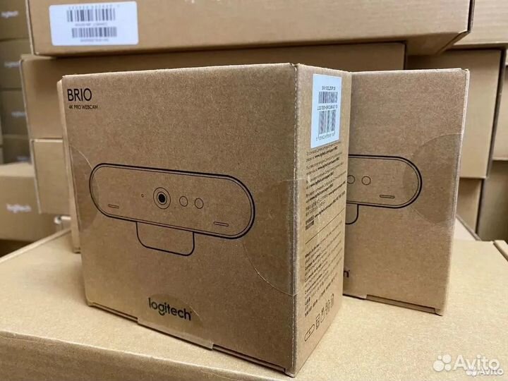 Веб-камера Logitech Brio