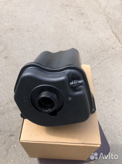 Х5 E70 BMW расширительный бачок