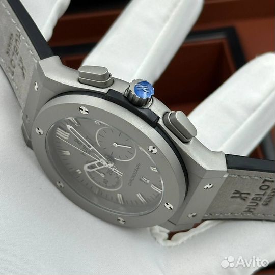 Часы hublot