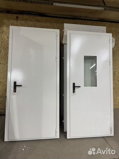 Двери противопожарные/технические новые