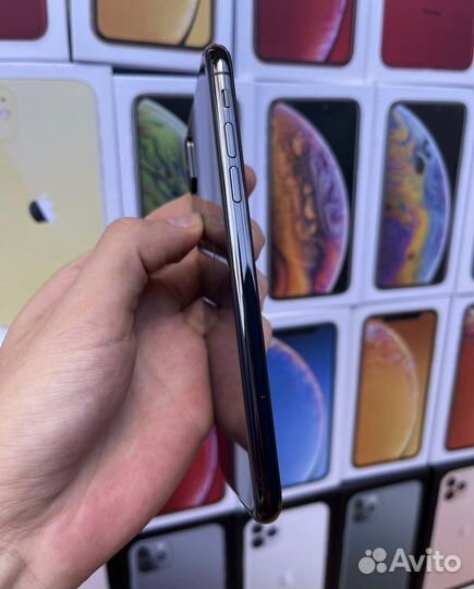 iPhone X, 256 ГБ