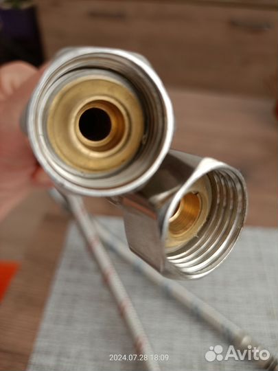 Гибкая подводка для воды