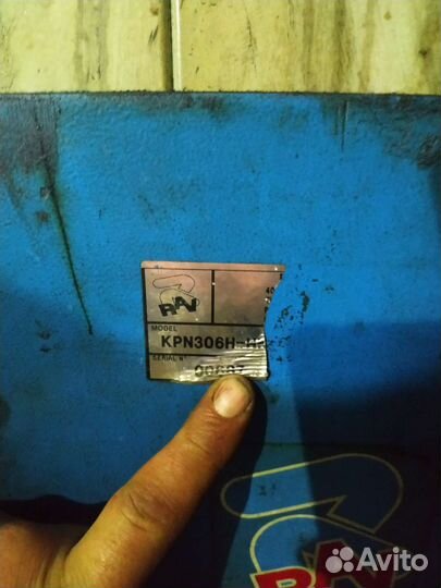 Втулки- гайки для автоподъемника