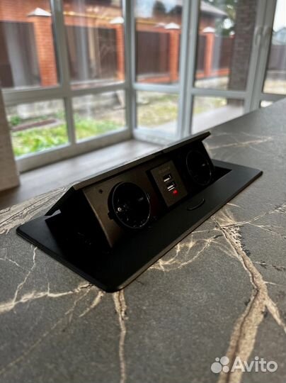 Угловая кухня на заказ. Производство в Челябинске