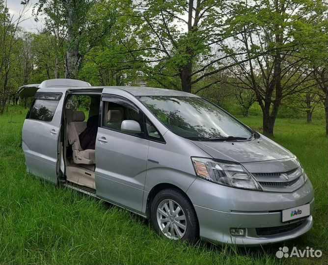 Toyota Alphard 2.4 AT, 2003, 319 000 км