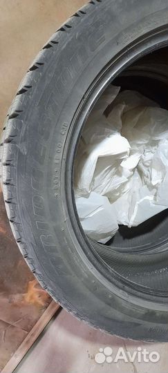 Bridgestone Blizzak DM-V1 225/55 R18 98R