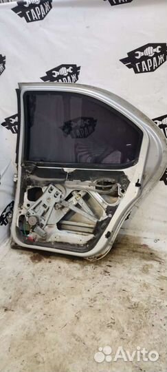 Дверь задняя Додж стратус