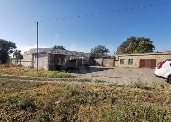 Здание, 1441.9 м²
