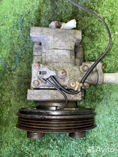 Компрессор кондиционера ZL-DE Mazda Familia BJ5P b