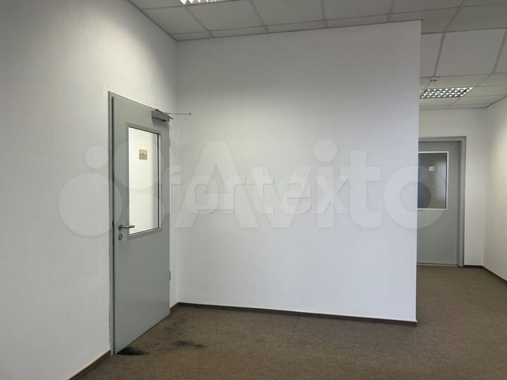 Сдам офисное помещение, 290 м²