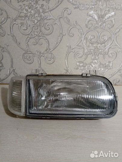 Фара передняя Шкода Фелиция