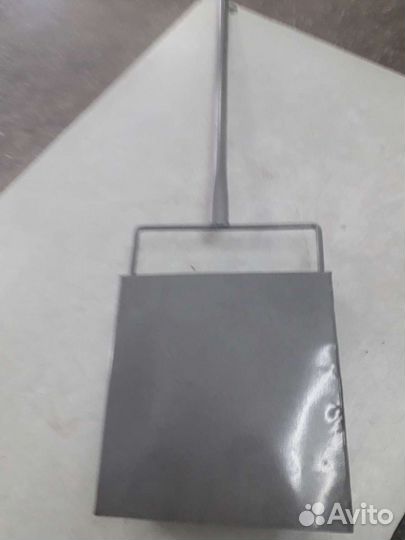 Совок для мусора