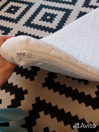 Матрас и кроватка для новорожденного