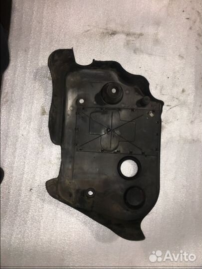 Крышка двигателя 038103925AP Ауди А4 Б5