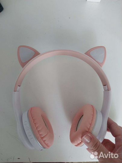 Светящиеся беспроводные наушники с ушками