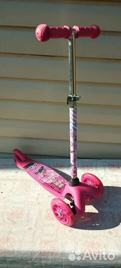 Самокат детский трехколесный