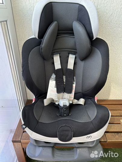 Автокресло carmate swing moon