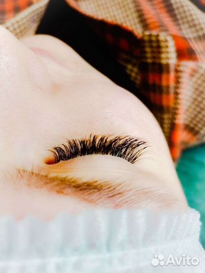Наращивание и ламинированние ресниц