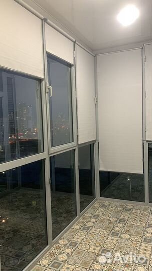 Жалюзи и рулонные шторы на окна