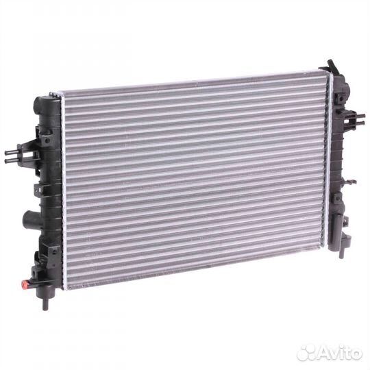 Luzar Радиатор двигателя Ford Focus 2 lrcfdfs