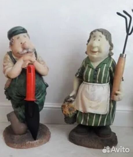 Статуэтки садовые