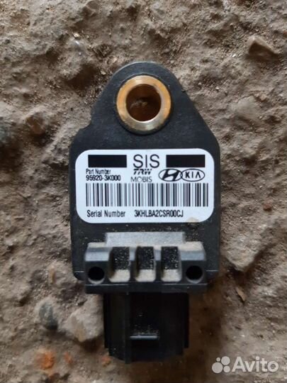 Kia Cerato 2 датчик удара