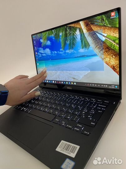 Dell XPS 13 9350 i5-6300U/8/256 IPS 4k