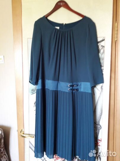 Платье для торжества пр-во Ю. Корея 54-56 размер