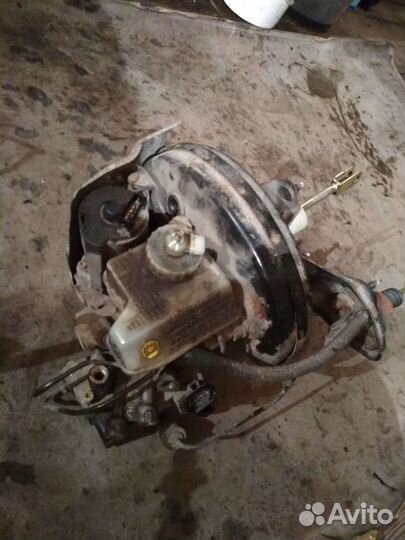 Vw Passat B3 B4 вакумник с блоком abs