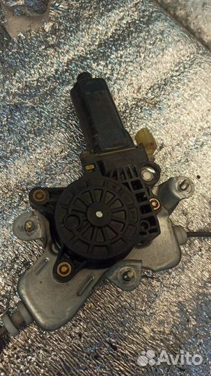 Механизм стеклоподъемника передний правый Kia