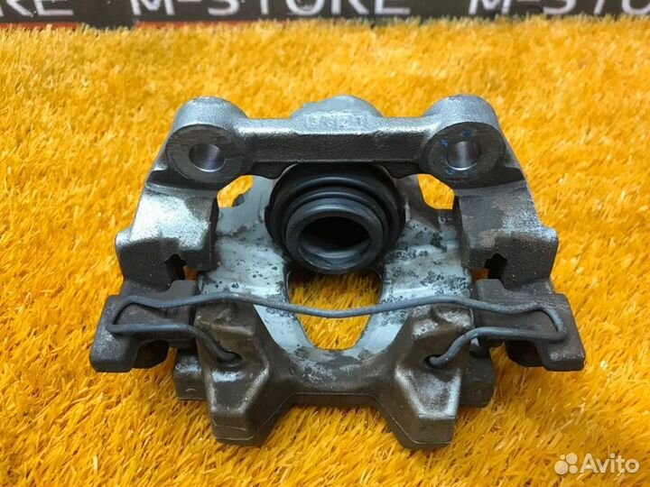 Суппорт задний правый Mercedes-Benz C-Class C204