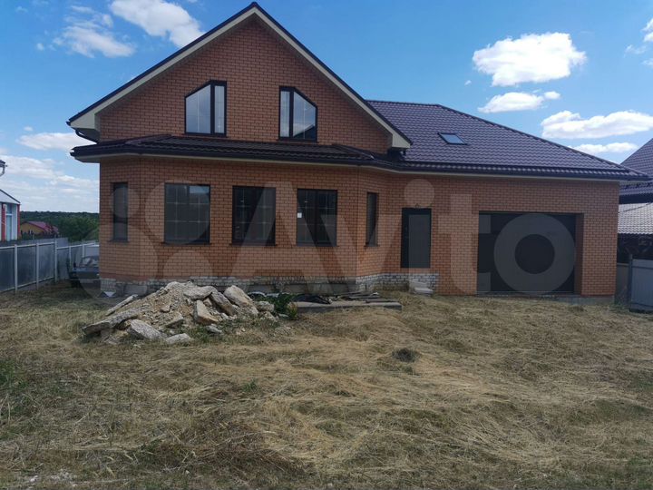Дом 420 м² на участке 15 сот.