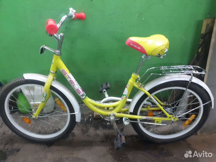 Stels пилот 200