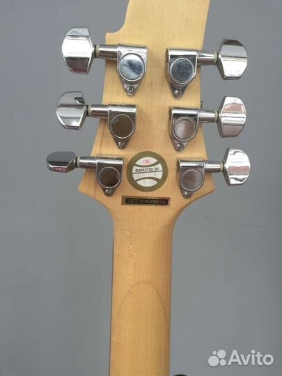 Электрогитара Signature series