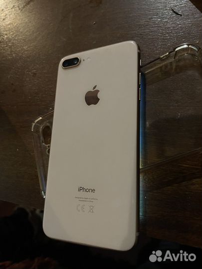 iPhone 8 Plus, 64 ГБ