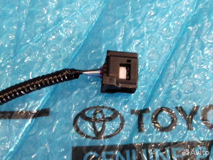 Фишка парктроника Рав 4 4 Оригинал 3 pin 15-19